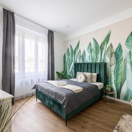 בודפשט Luxy Central Spacious & Cozy Residence With Balcony מראה חיצוני תמונה