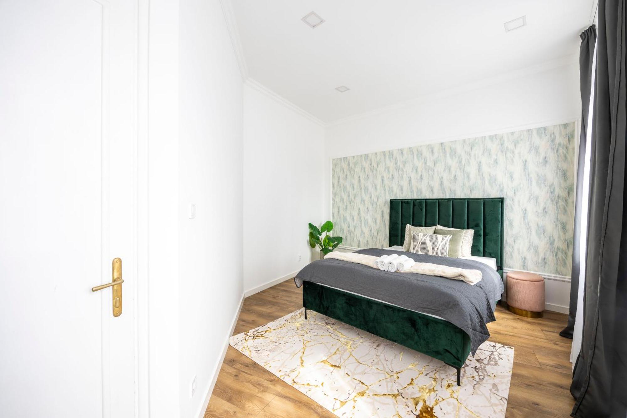 בודפשט Luxy Central Spacious & Cozy Residence With Balcony מראה חיצוני תמונה